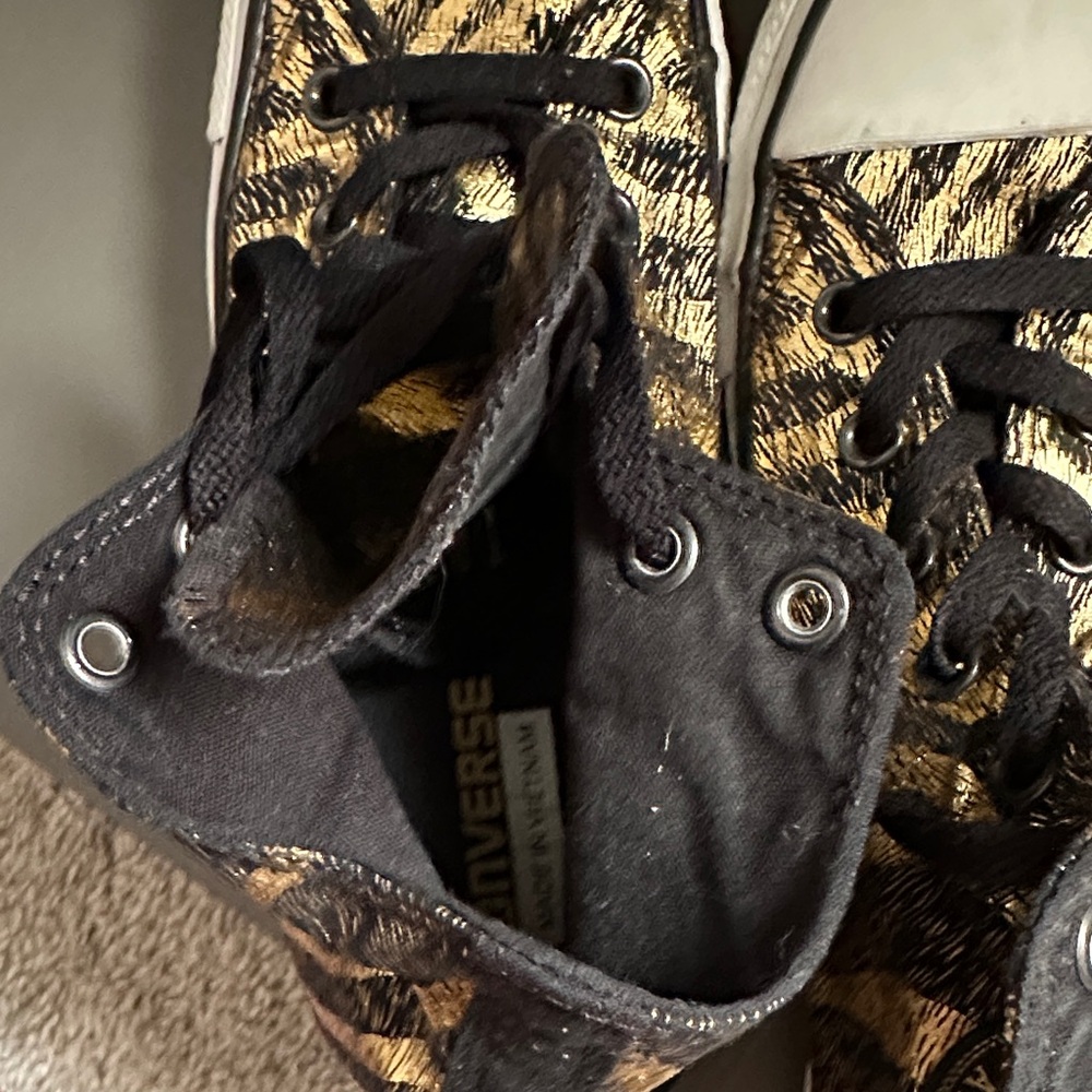 Converse Zebra Print High-Top Sneakers - Picture 2 of 6